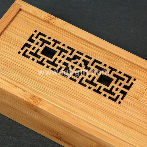 竹木镂空笔盒